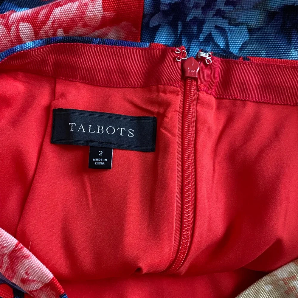 Talbots Vibrant Floral Pencil Skirt - Picture 3 of 6